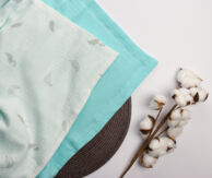 Муслиновый плед Листья на белом/Бирюза, 100 x 120 см, 4 слоя