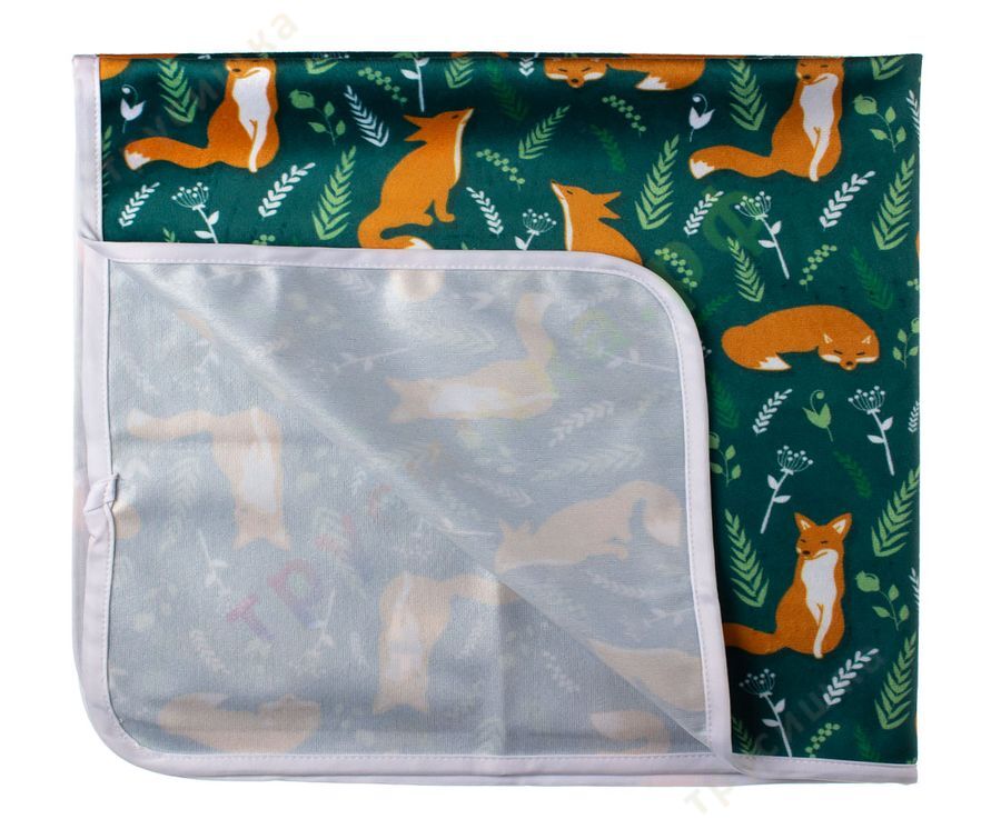 Непромокаемая пеленка Лисички на зеленом 74*74