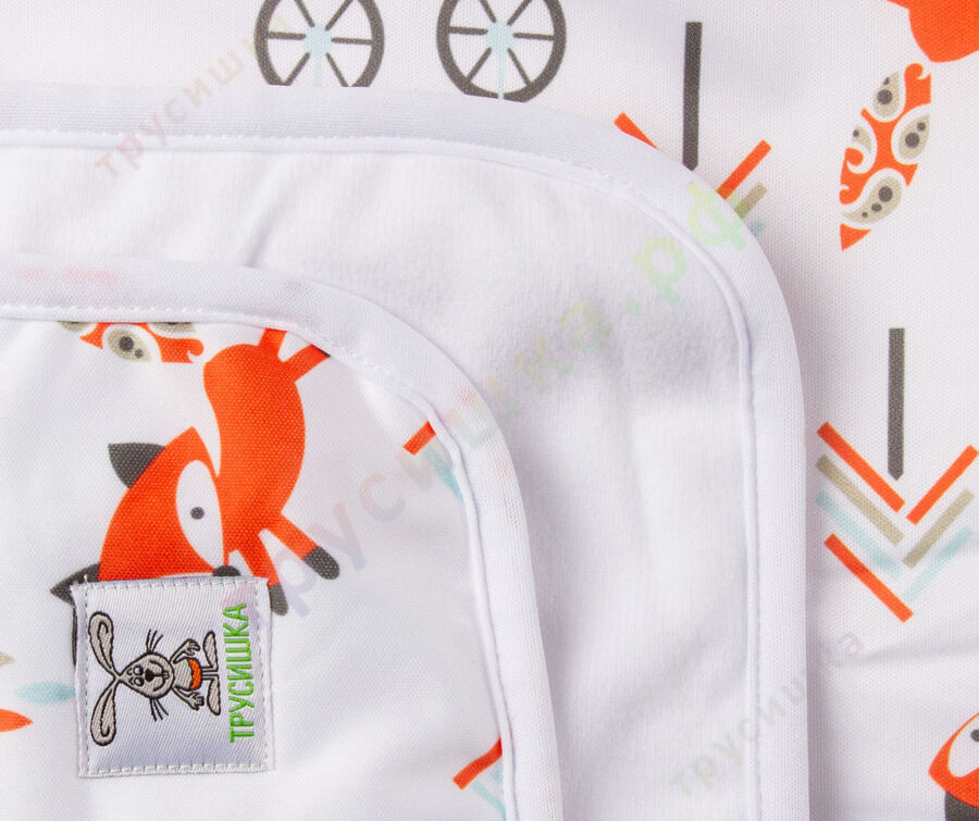 Впитывающая пеленка Лисички на белом (микрозамша) 74*74